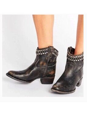 Frye Diana Boots Womens Size 8.5 Brown Studded Leather Ankle Western Bootie